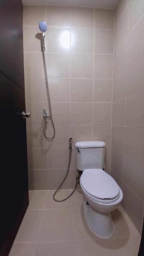 1Br With Extra Room At One Regis- Megaworld 바콜로드 외부 사진